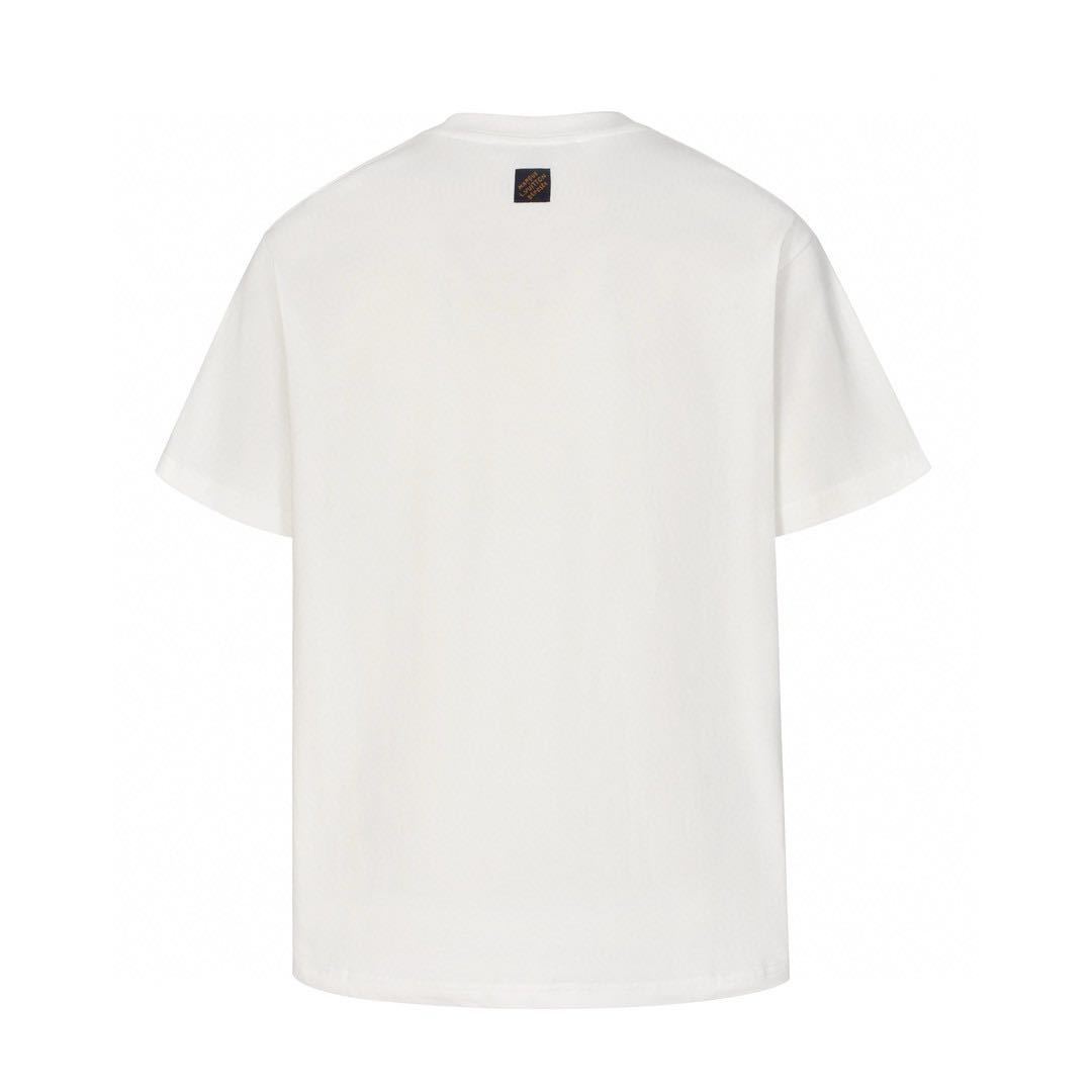 Louis Vuitton LV Vers Embellished Short Sleeve T-Shirt（1AFR95）