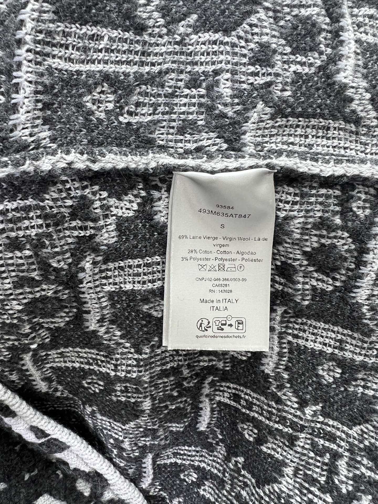 Dior Sweater（493M635AT847-C888）