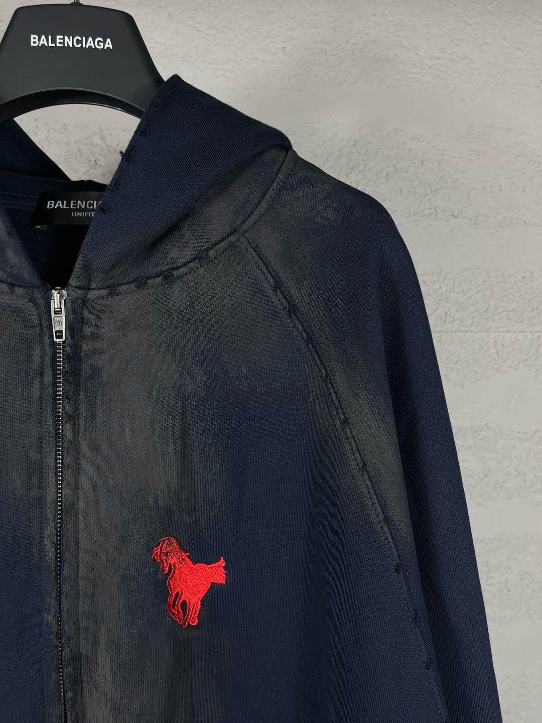 BALENCIAGA Embroidered Zip-up Hoodie Navy (720425-TNVK7-4100）
