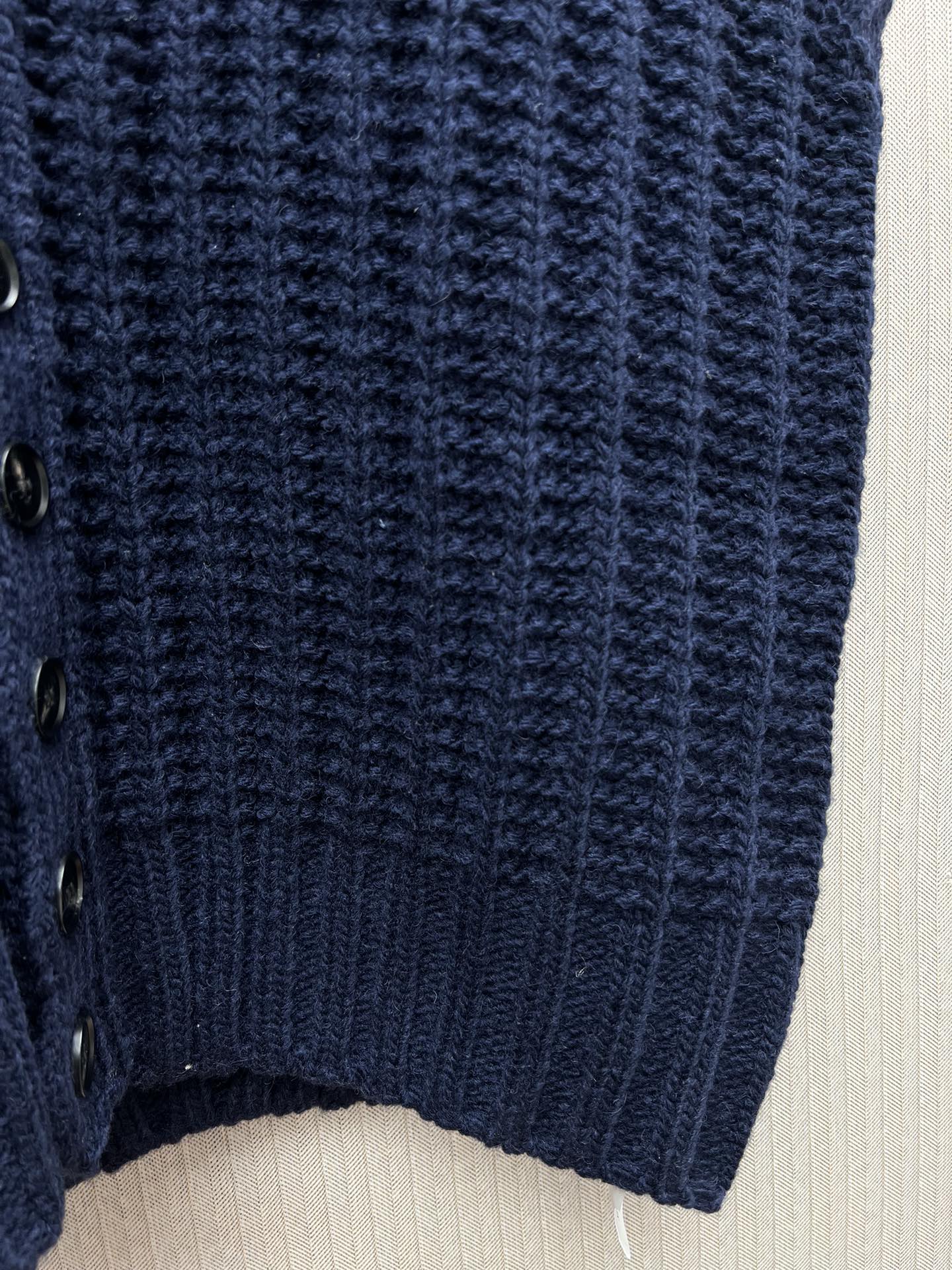 Maison Margiela ribbed-knit wool vest (S67HP0012）