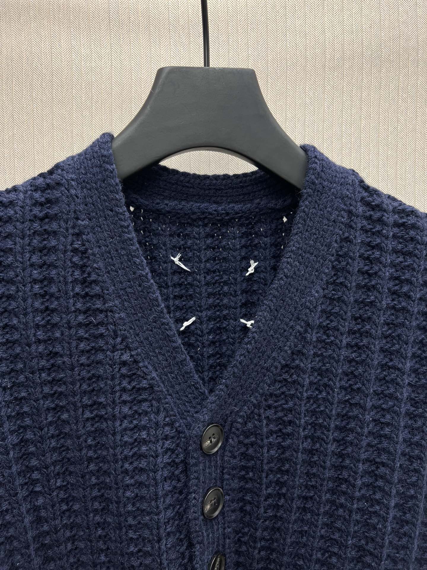 Maison Margiela ribbed-knit wool vest (S67HP0012）