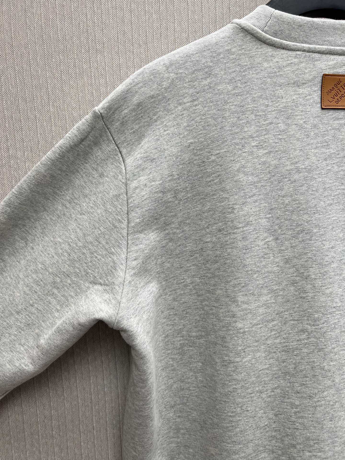 Louis Vuitton Embroidered Sweatshirt（1AIMMA）