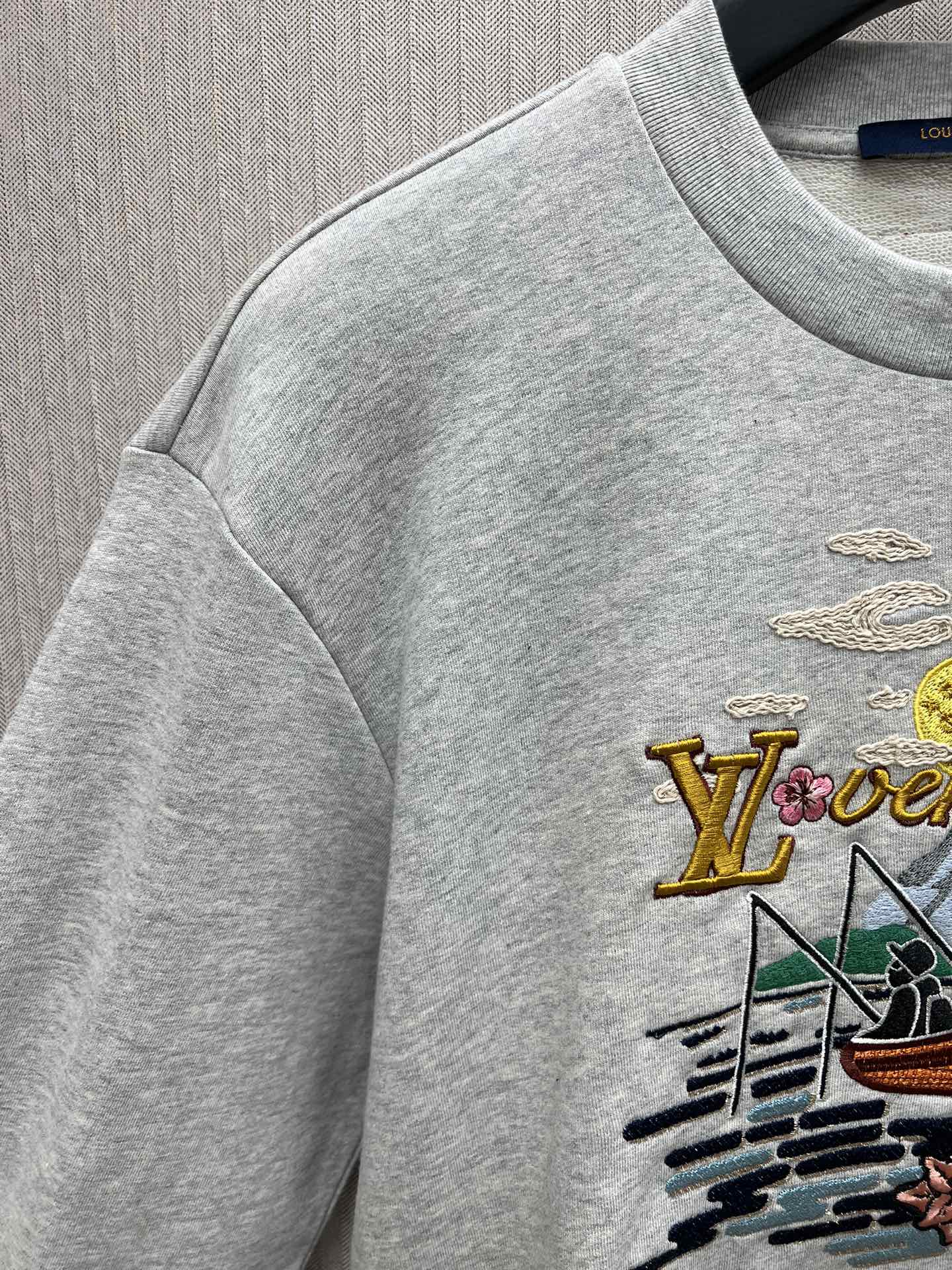 Louis Vuitton Embroidered Sweatshirt（1AIMMA）