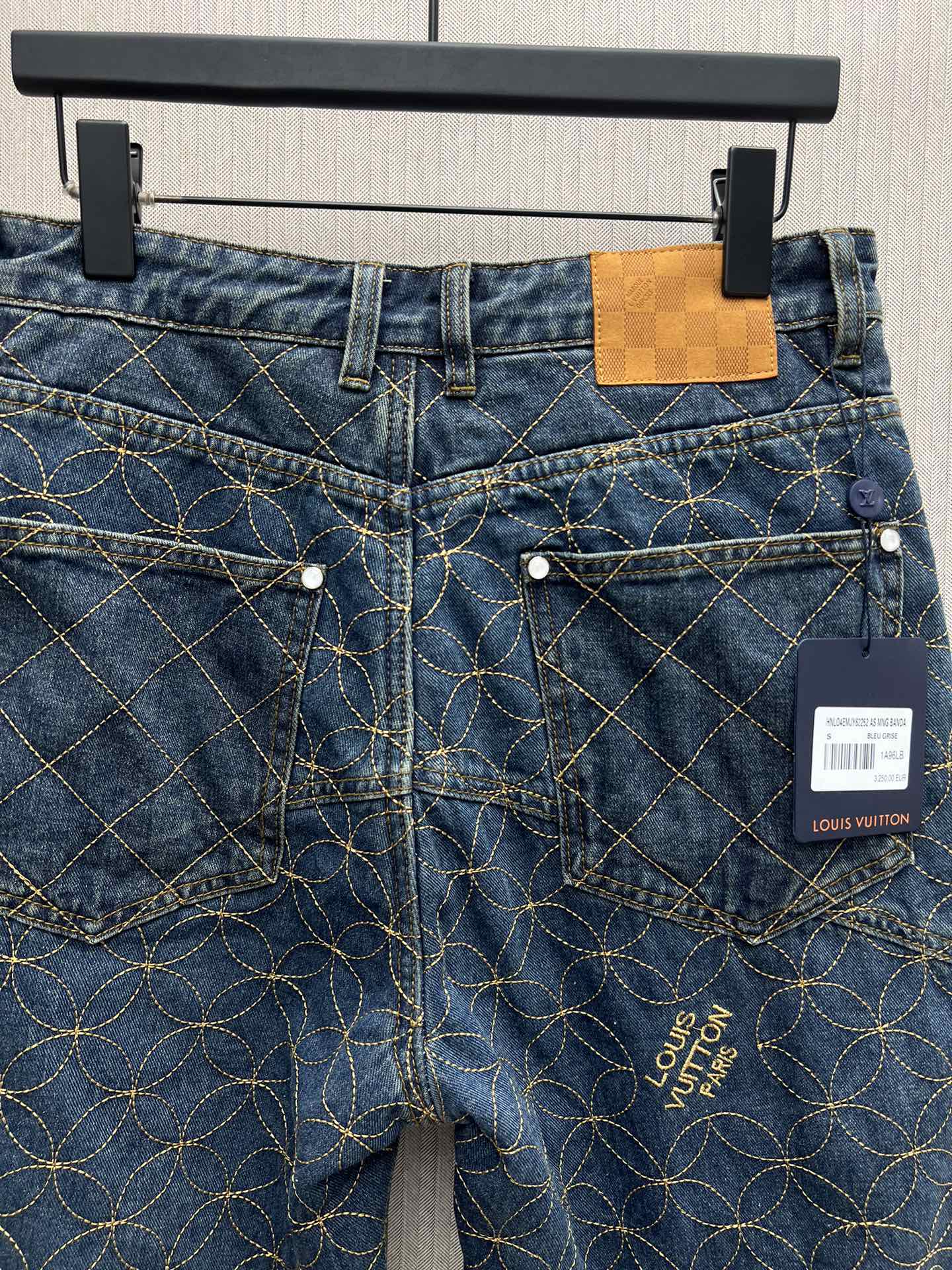 Louis Vuitton x NIGO Collaboration Embroidered Workwear Shorts (1AILV4）