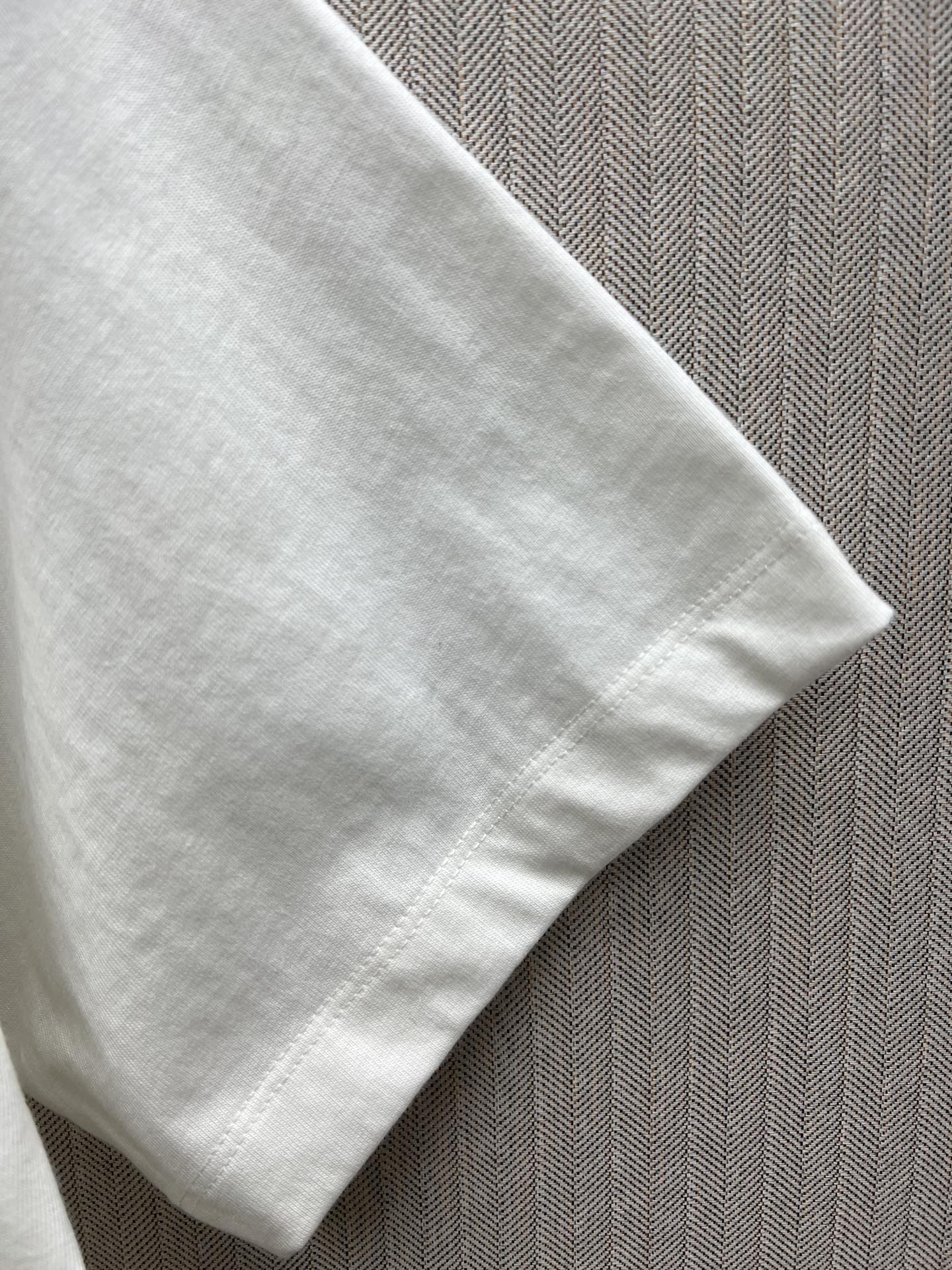 Louis Vuitton Signature Pocket Crop Top（1AIHUU）