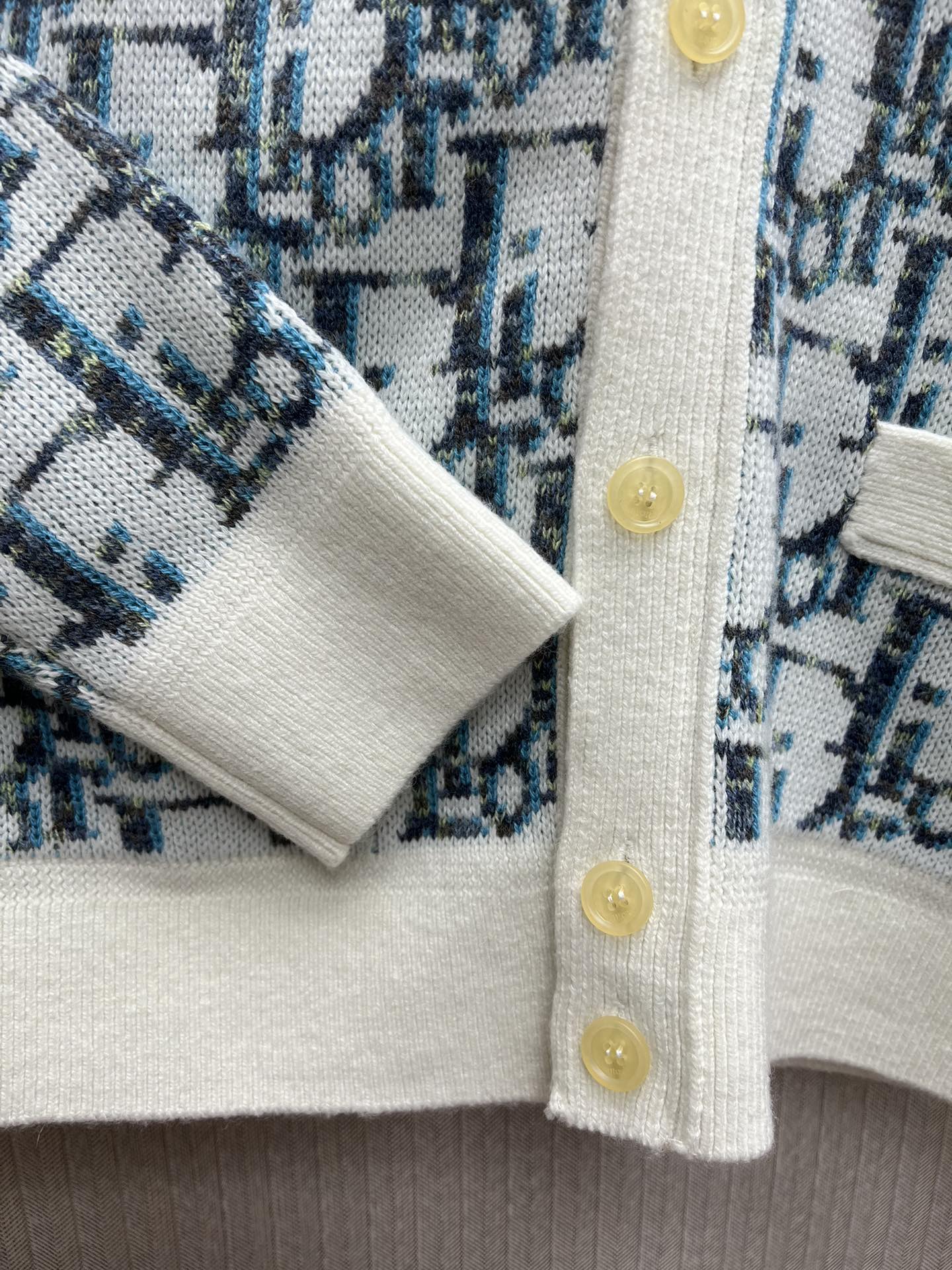 Dior Oblique Jacquard Cardigan（213M233AT662-C085）