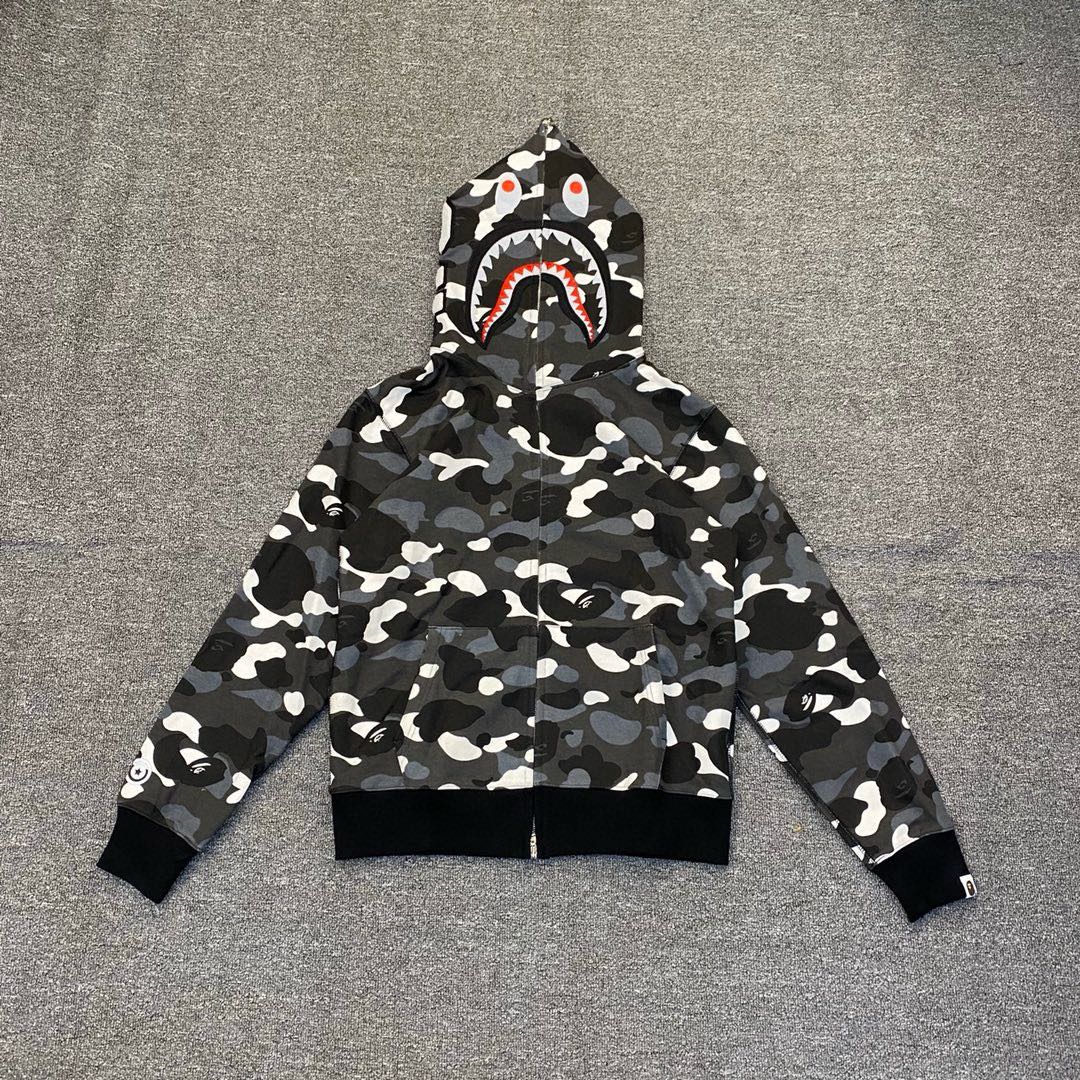 Bape Shark Hoodie（1E80-115-022）