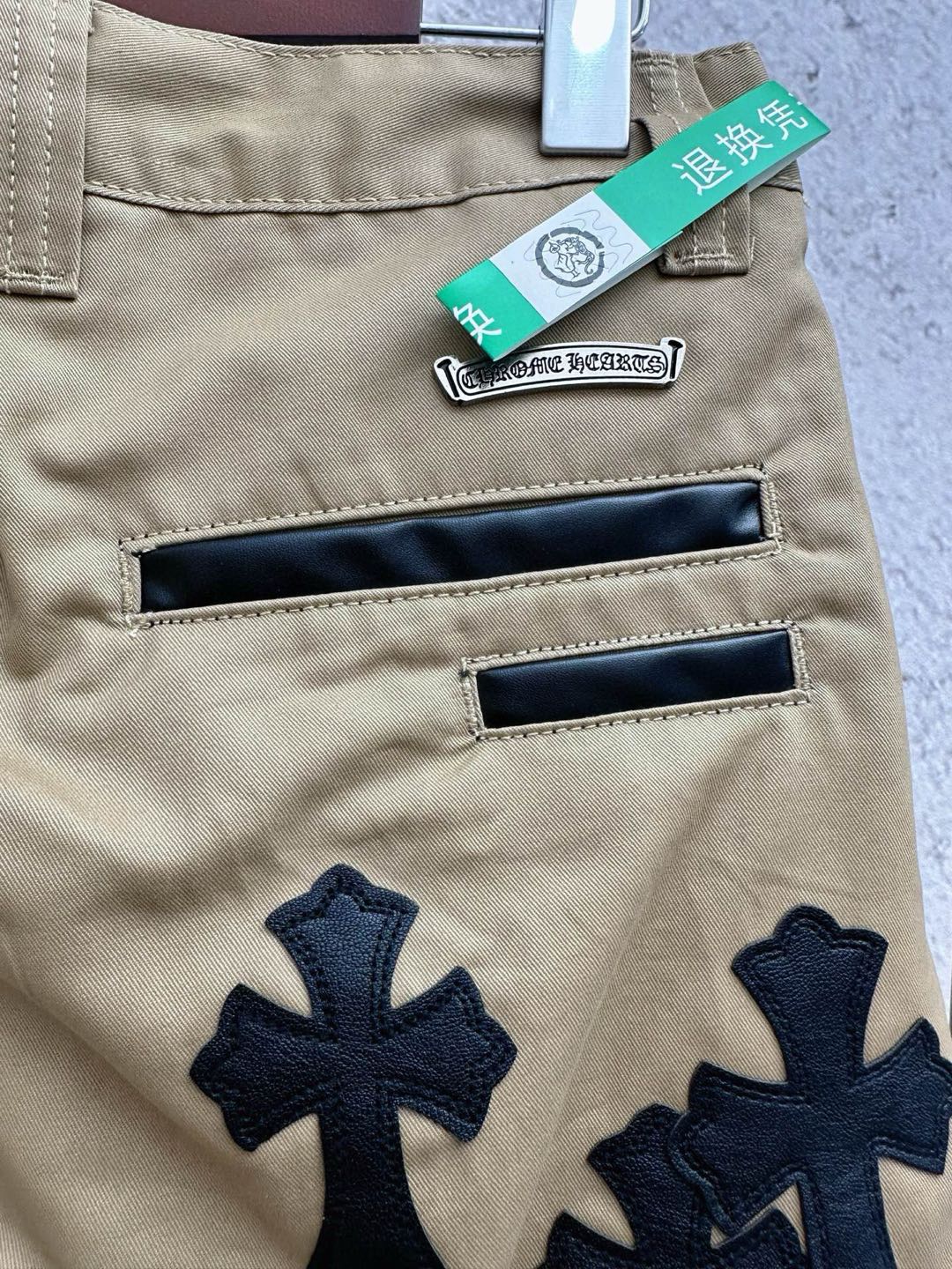 CHROME HEARTS CHINOS CEM CRS PTCH CROSS-PATCH LEATHER-TWILL PANTS (CH-032175088）