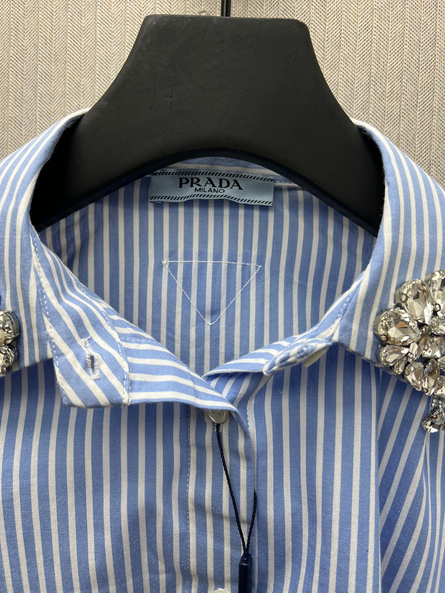 PRADA Sapphire Blue Embroidered Stripe Poplin Shirt（P471HR-155U-F0013）