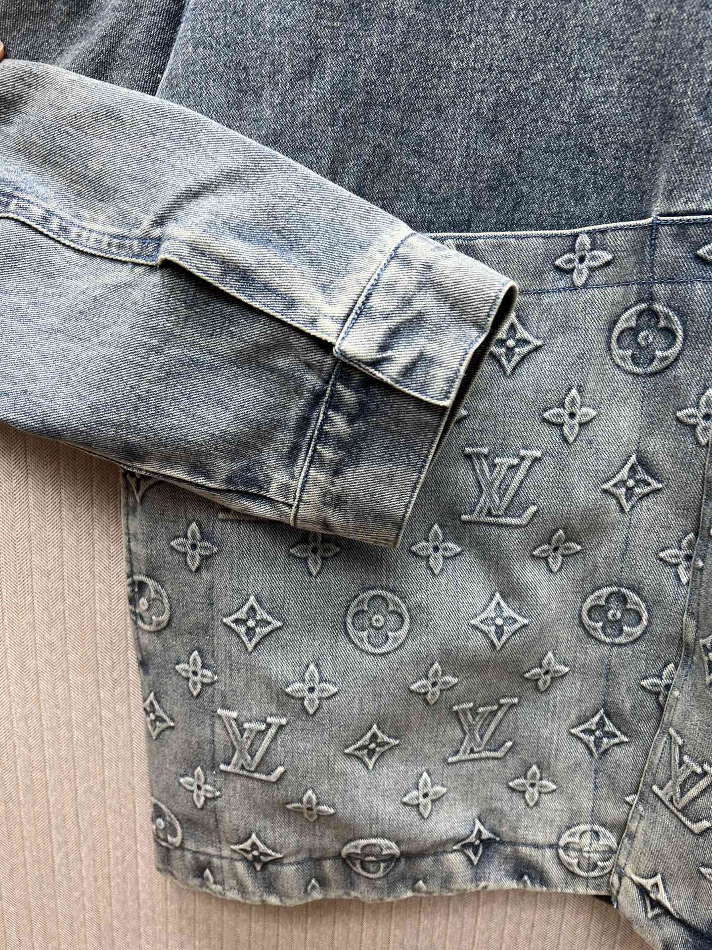 Louis Vuitton denim jacket（1AGTEN）