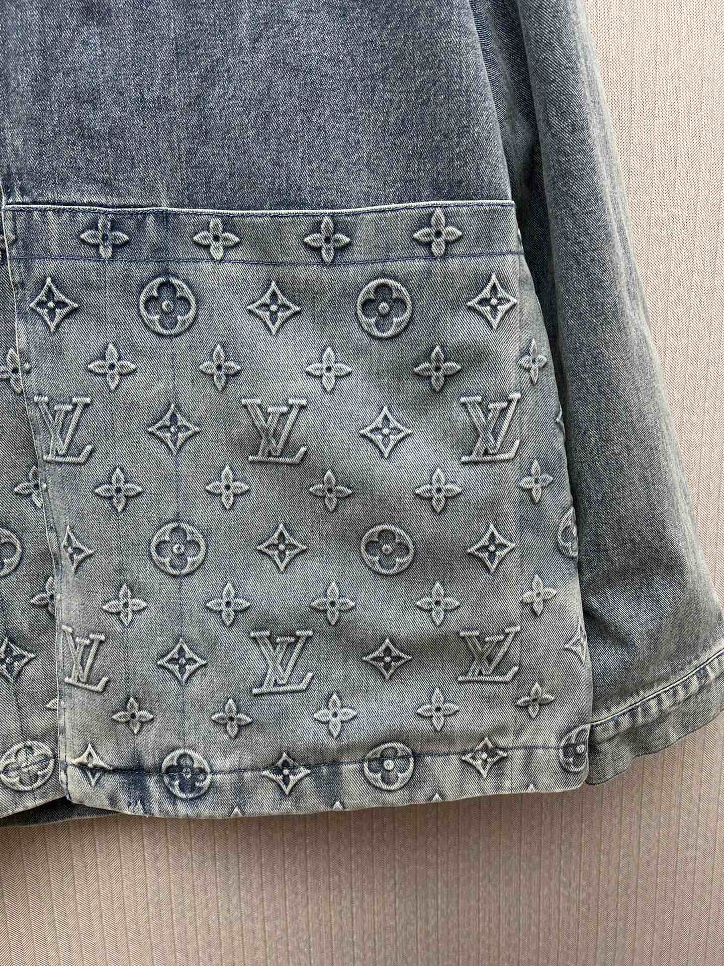 Louis Vuitton denim jacket（1AGTEN）