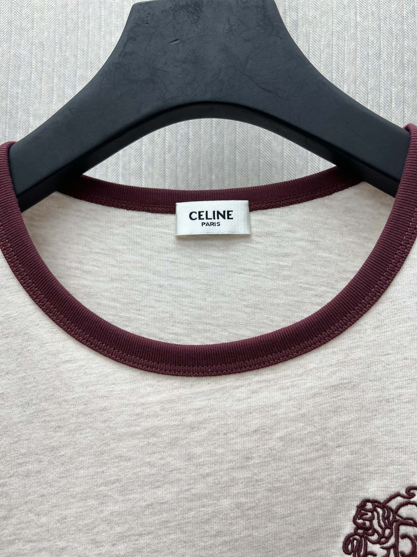 CELINE 70's blason t-shirt IN cotton jersey (RX09U507Z-GBE4）