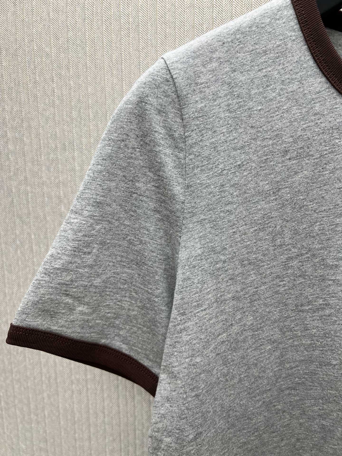 CELINE 70's blason t-shirt IN cotton jersey (RX09U507Z-GBE4）