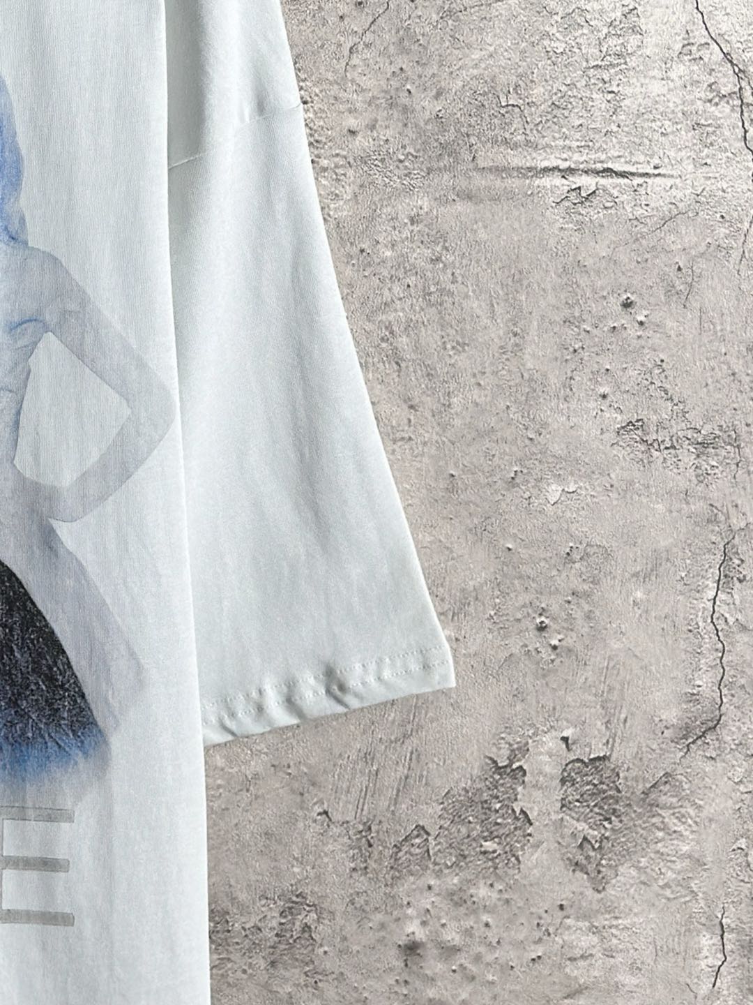 Balenciaga Ambassador Fanclub Series - Nicole Boxy T-shirt  (826344TSVW39012）