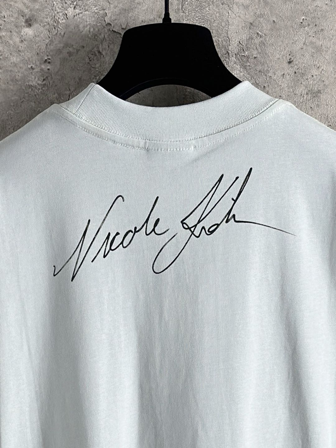 Balenciaga Ambassador Fanclub Series - Nicole Boxy T-shirt  (826344TSVW39012）