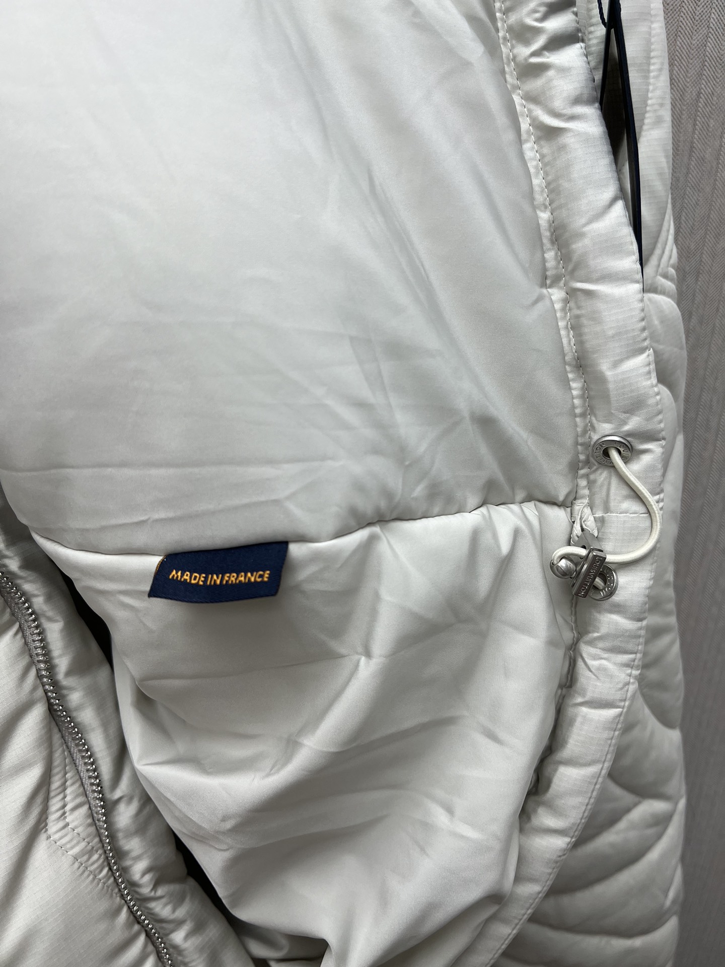 Louis Vuitton down jacket（1AGIOO）