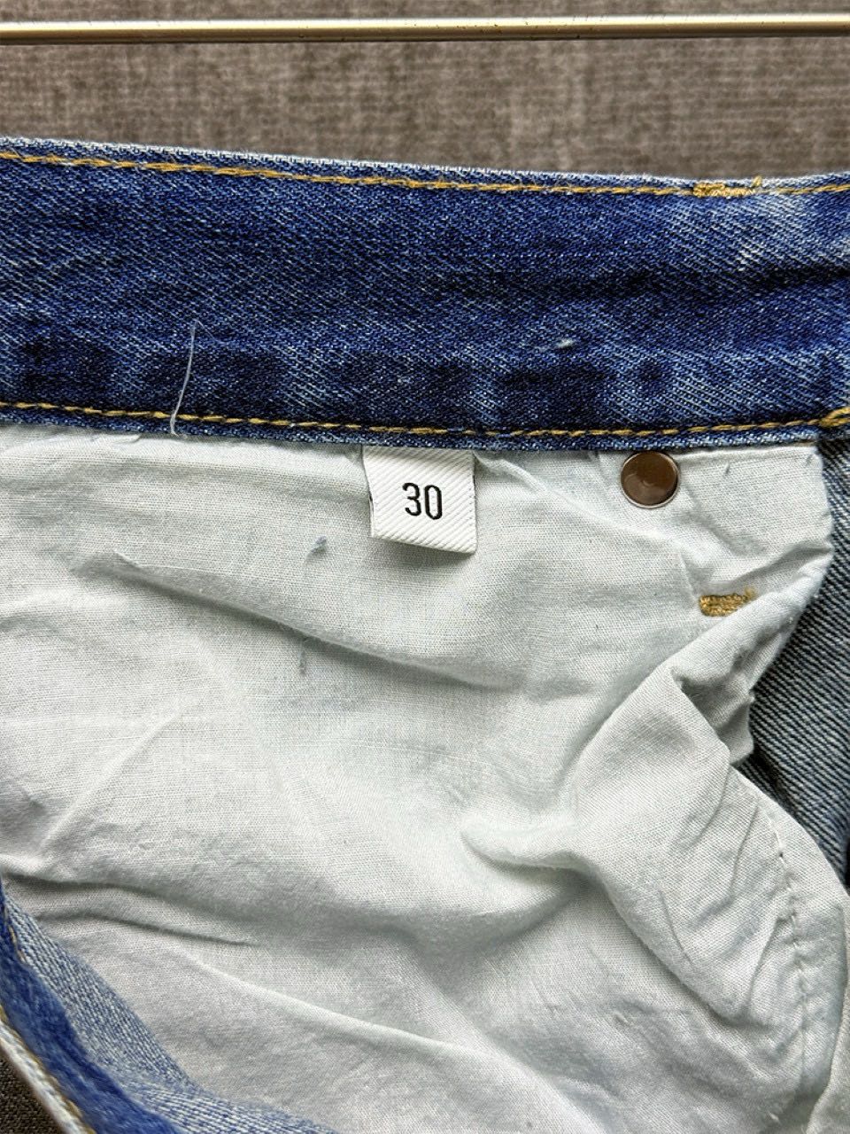 BALENCIAGA  Ripped, loose jeans（751111TDW143359）