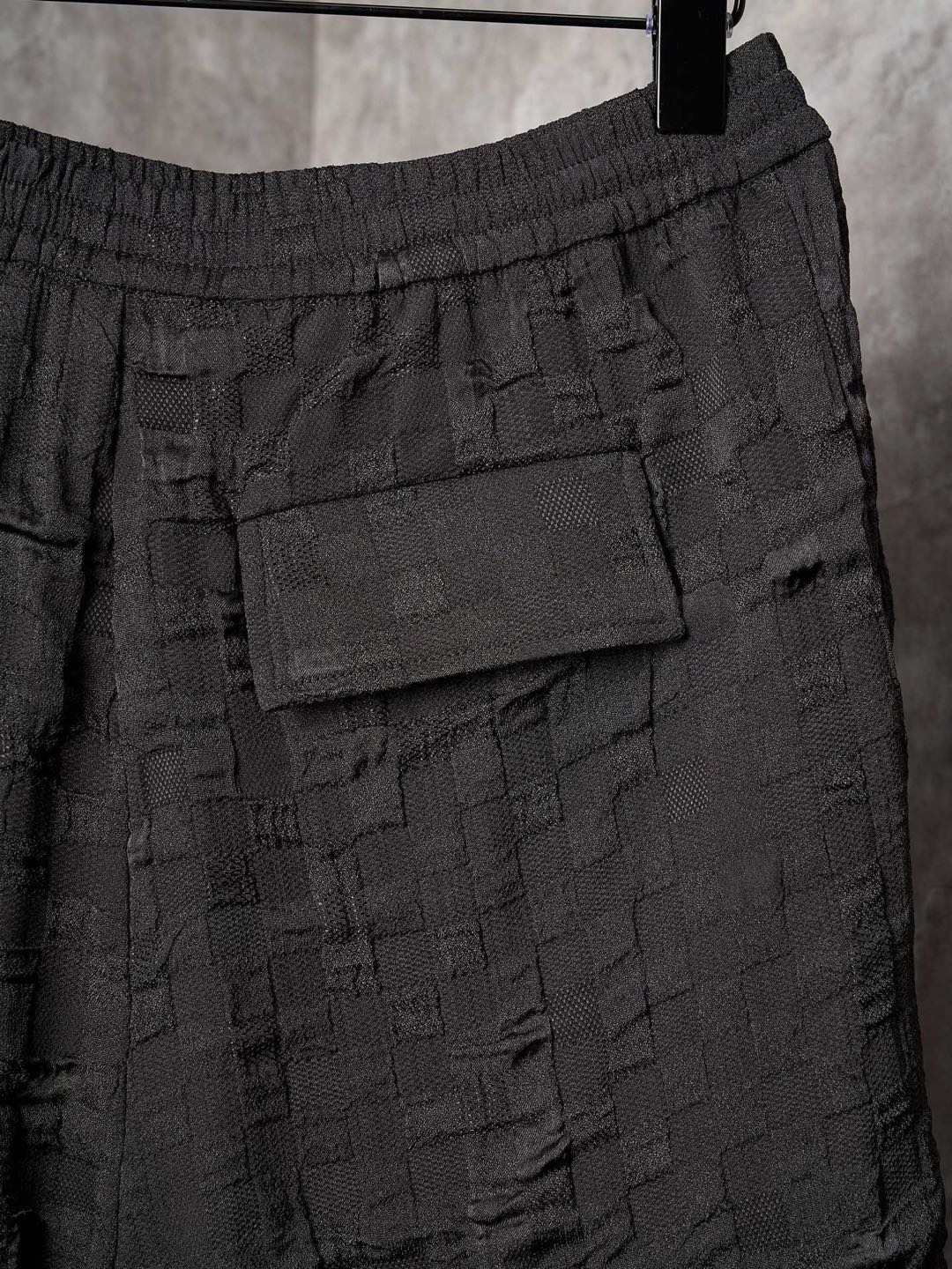 Louis Vuitton Graphic Jacquard Fluid Shorts Black（1AHCD8）