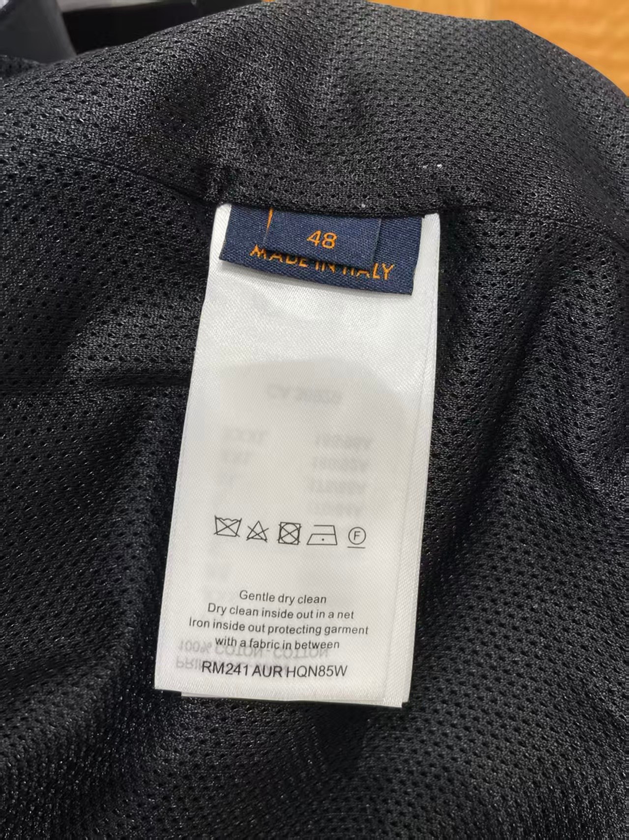 Louis Vuitton mixed fabric and jersey jacket（1AHWAH）