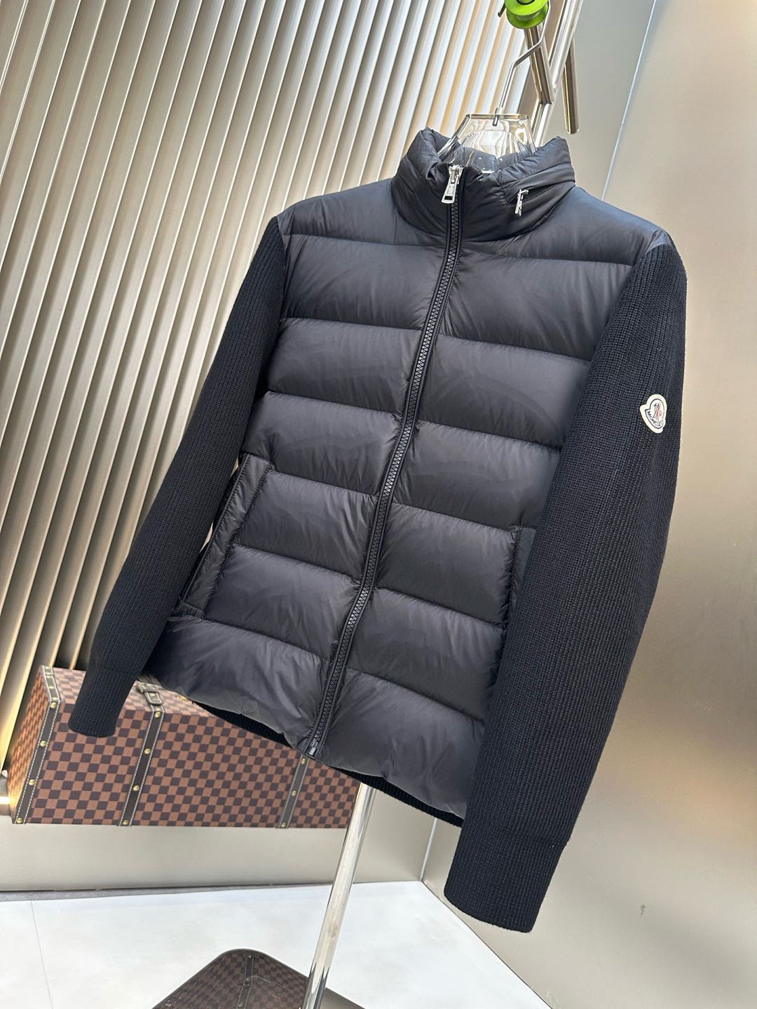 MONCLER padded wool zip-up hoodie（J20919B00032M1131999）