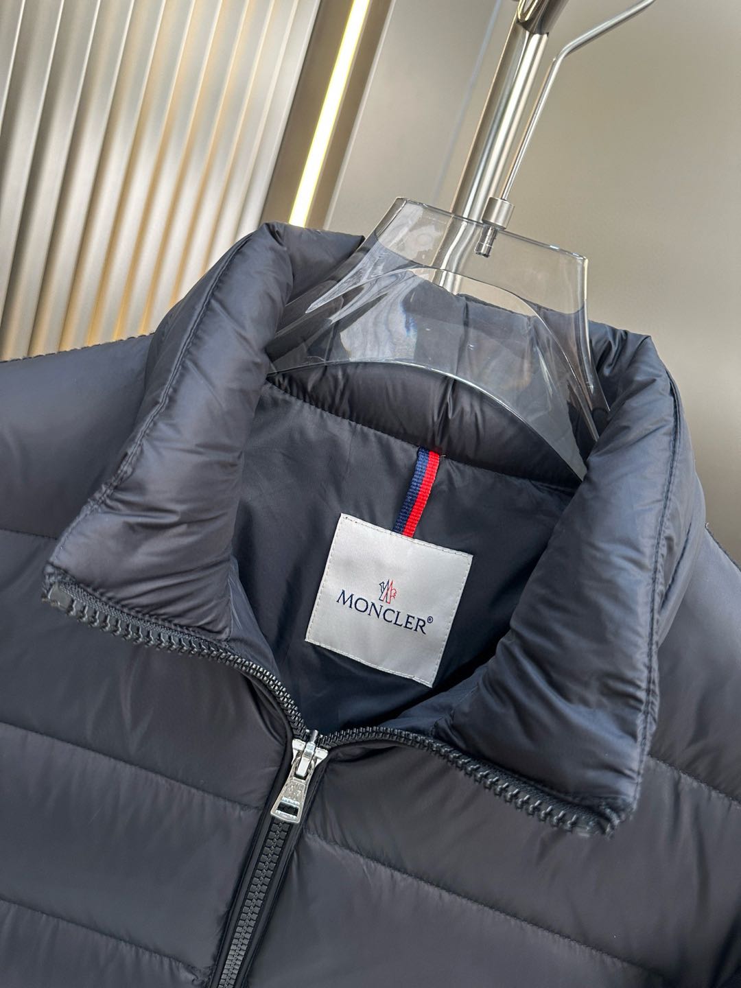 MONCLER padded wool zip-up hoodie（J20919B00032M1131999）