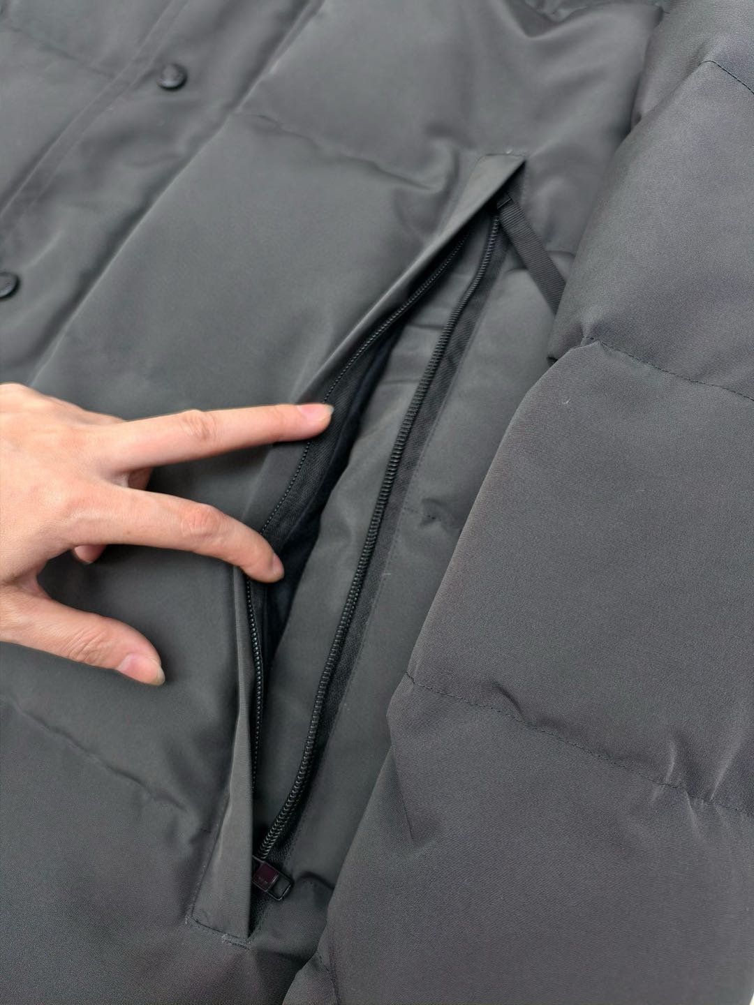 Canada Goose Wyndham Parka（2048M-9431）