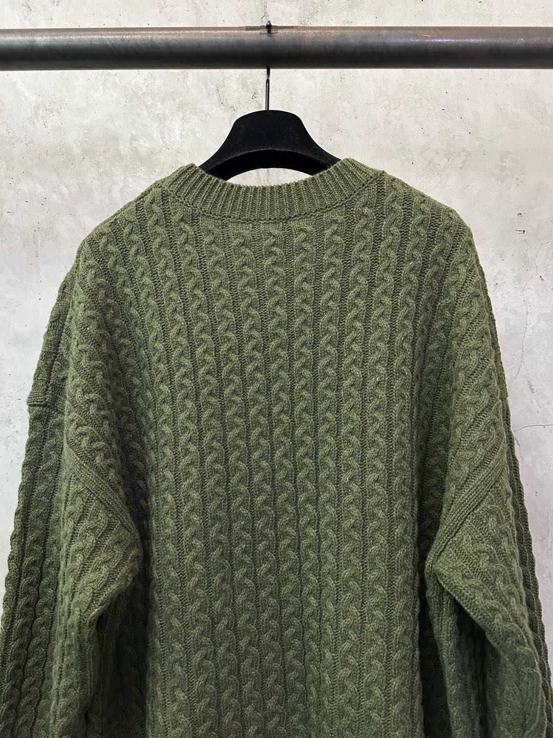 Loewe Cable Anagram sweater in wool (H526Y14K83-4160）