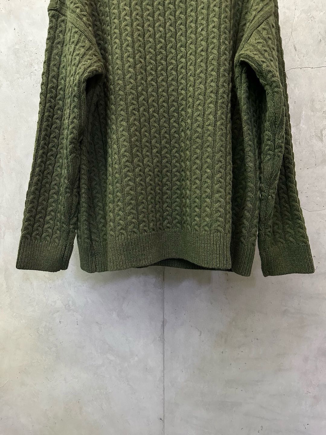 Loewe Cable Anagram sweater in wool (H526Y14K83-4160）