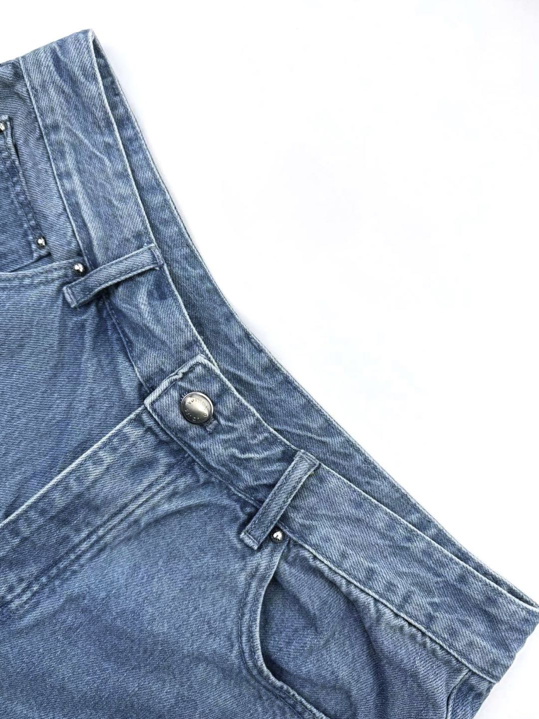 Louis Vuitton skateboard jeans（1AGIV9）