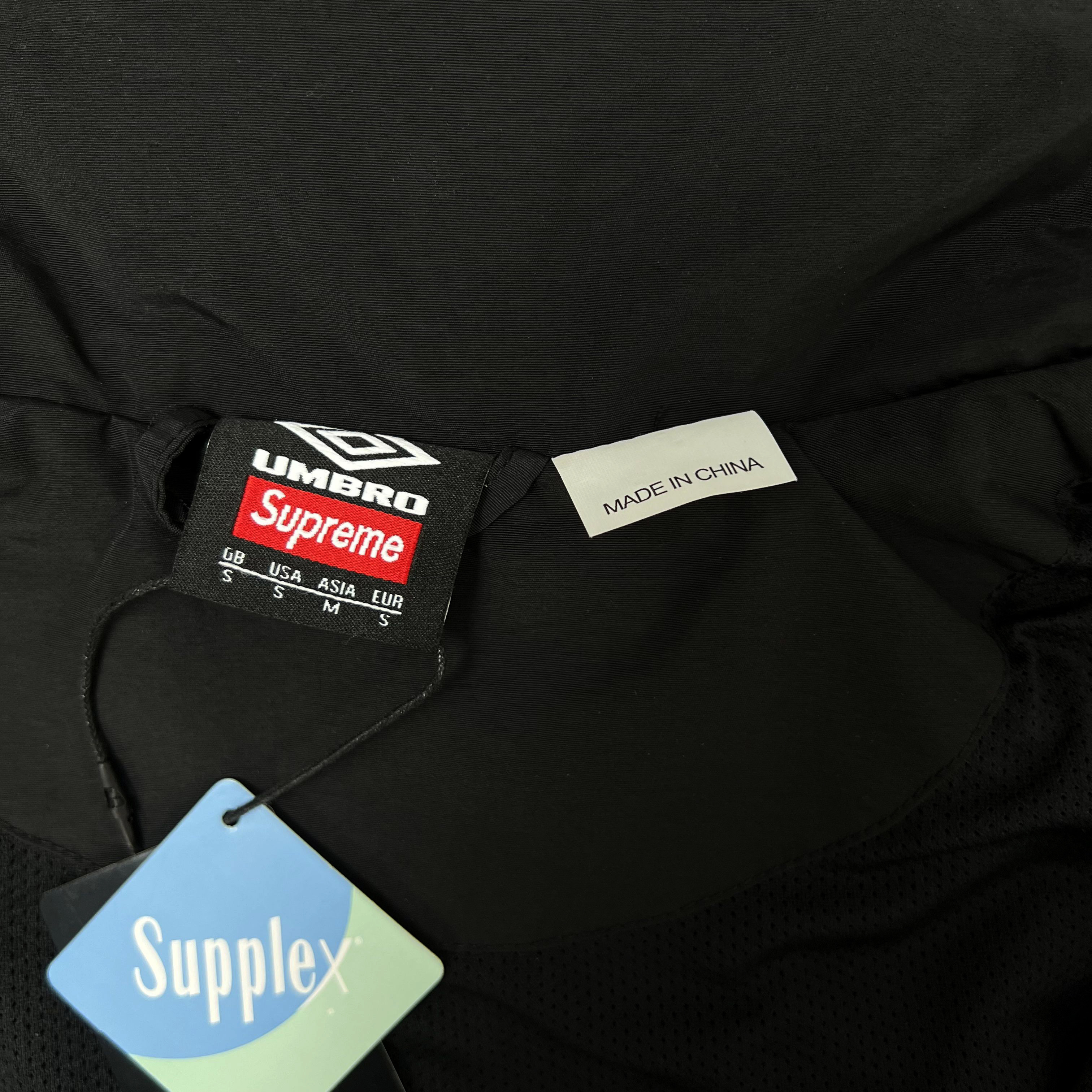 Supreme  Track Jacket（SUP-SS22-704）