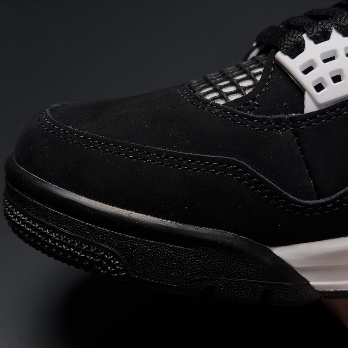 【LJR】Nike Air Jordan 4 Retro "White Thunder" LJR (FQ8138-001)