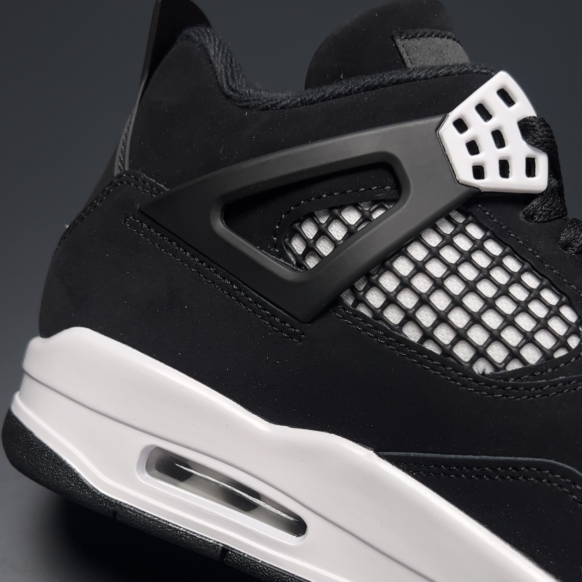 【LJR】Nike Air Jordan 4 Retro "White Thunder" LJR (FQ8138-001)