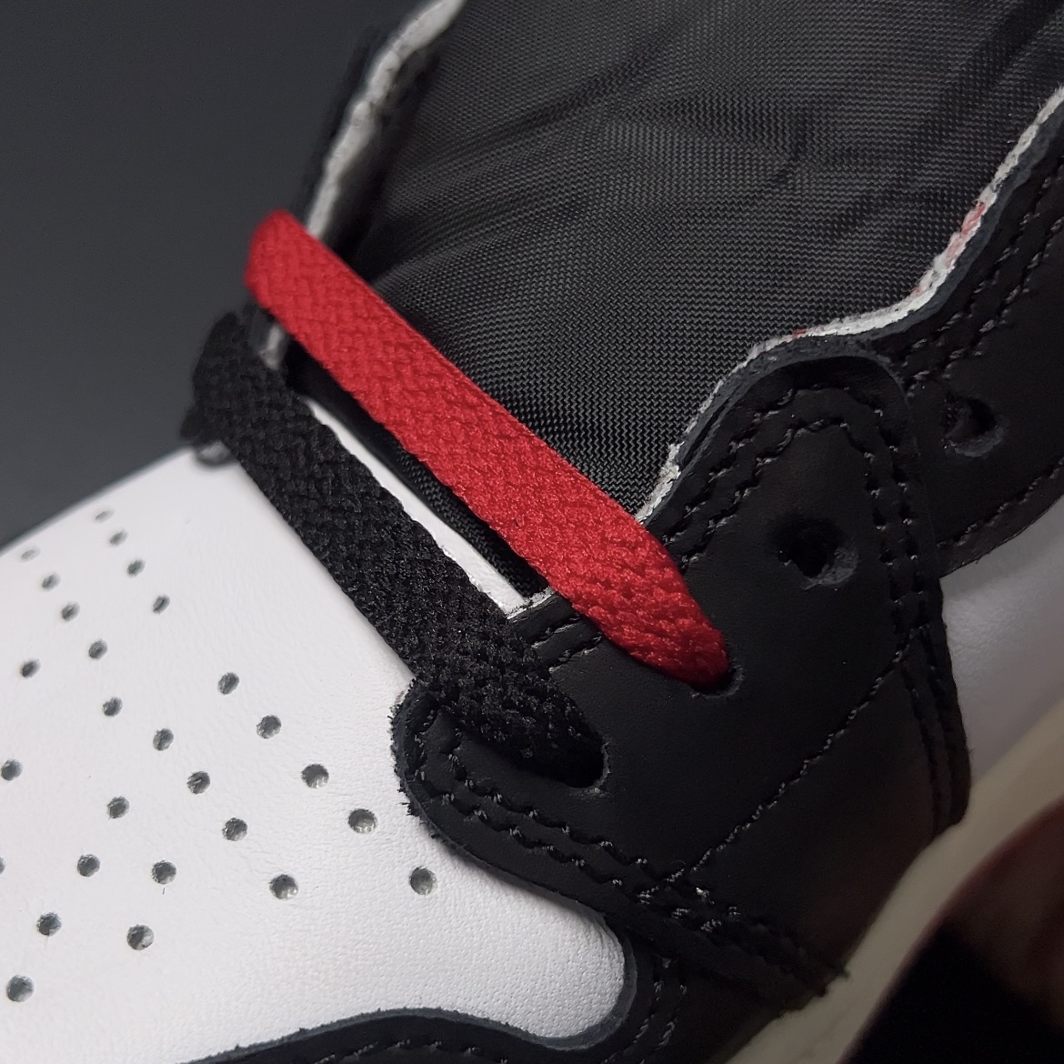 【LJR】Nike Air Jordan 1 Retro High OG "Black Toe Reimagined"（DZ5485-106）