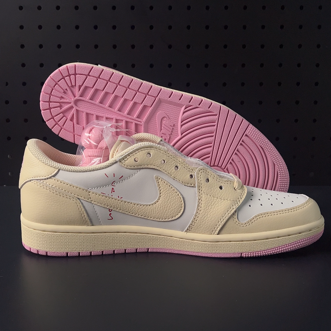 【LJR】Travis Scott × Nike Air Jordan 1 Low OG "Muslin/Shy Pink"  (IQ7604-100)