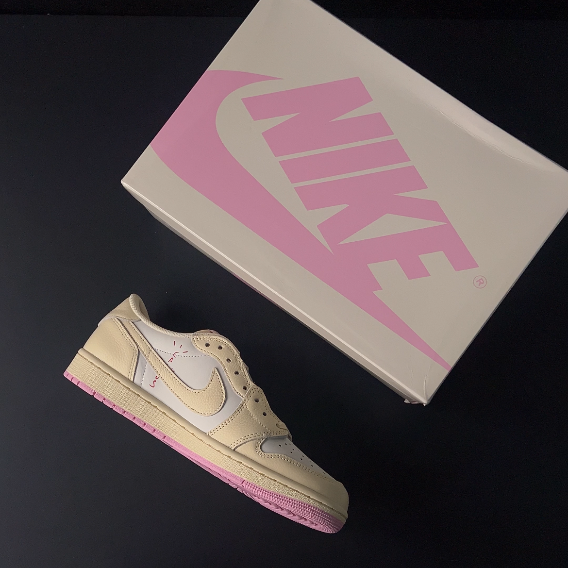 【LJR】Travis Scott × Nike Air Jordan 1 Low OG "Muslin/Shy Pink"  (IQ7604-100)