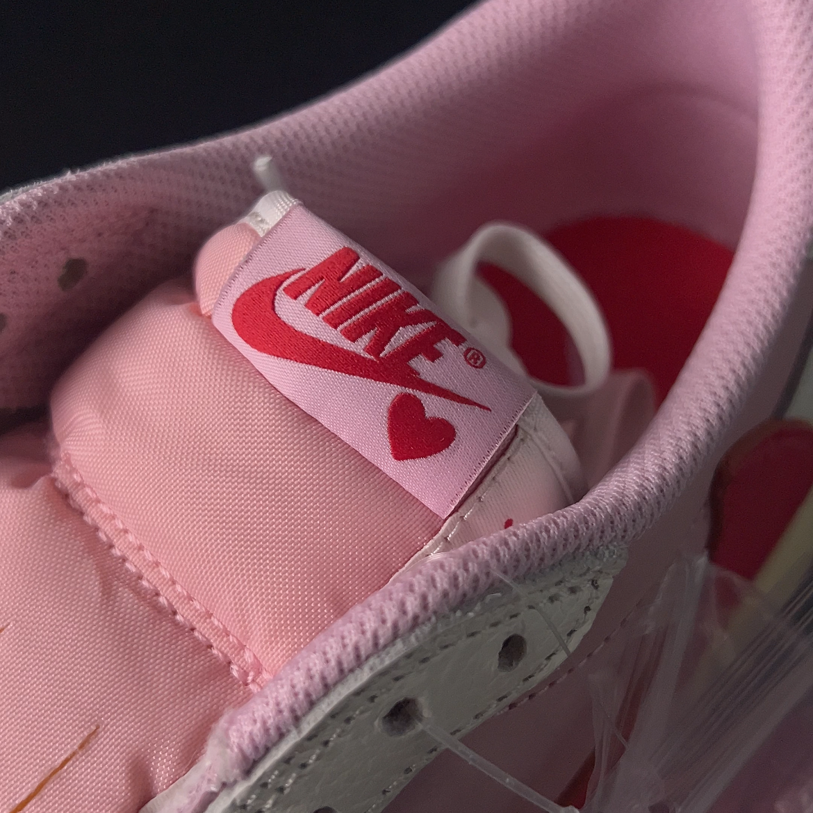 【LJR】Travis Scott × Nike Air Jordan 1 Low OG "Sail/Tropical Pink" (IQ7604-101)