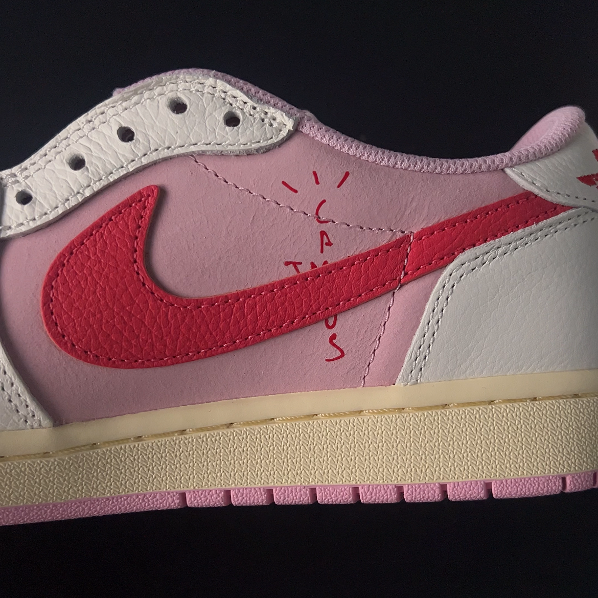 【LJR】Travis Scott × Nike Air Jordan 1 Low OG "Sail/Tropical Pink" (IQ7604-101)
