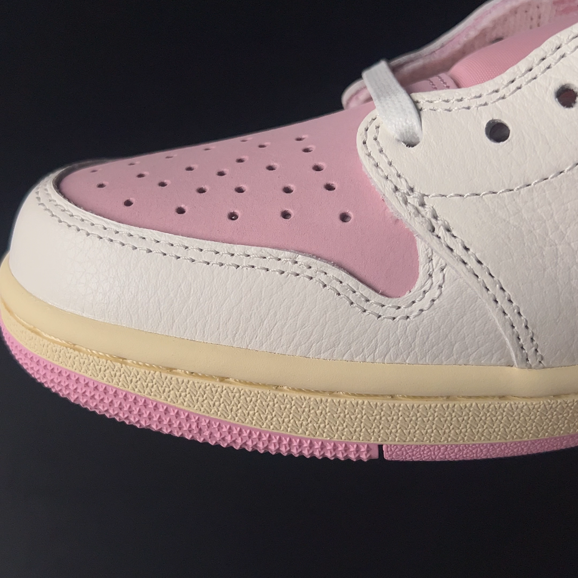 【LJR】Travis Scott × Nike Air Jordan 1 Low OG "Sail/Tropical Pink" (IQ7604-101)