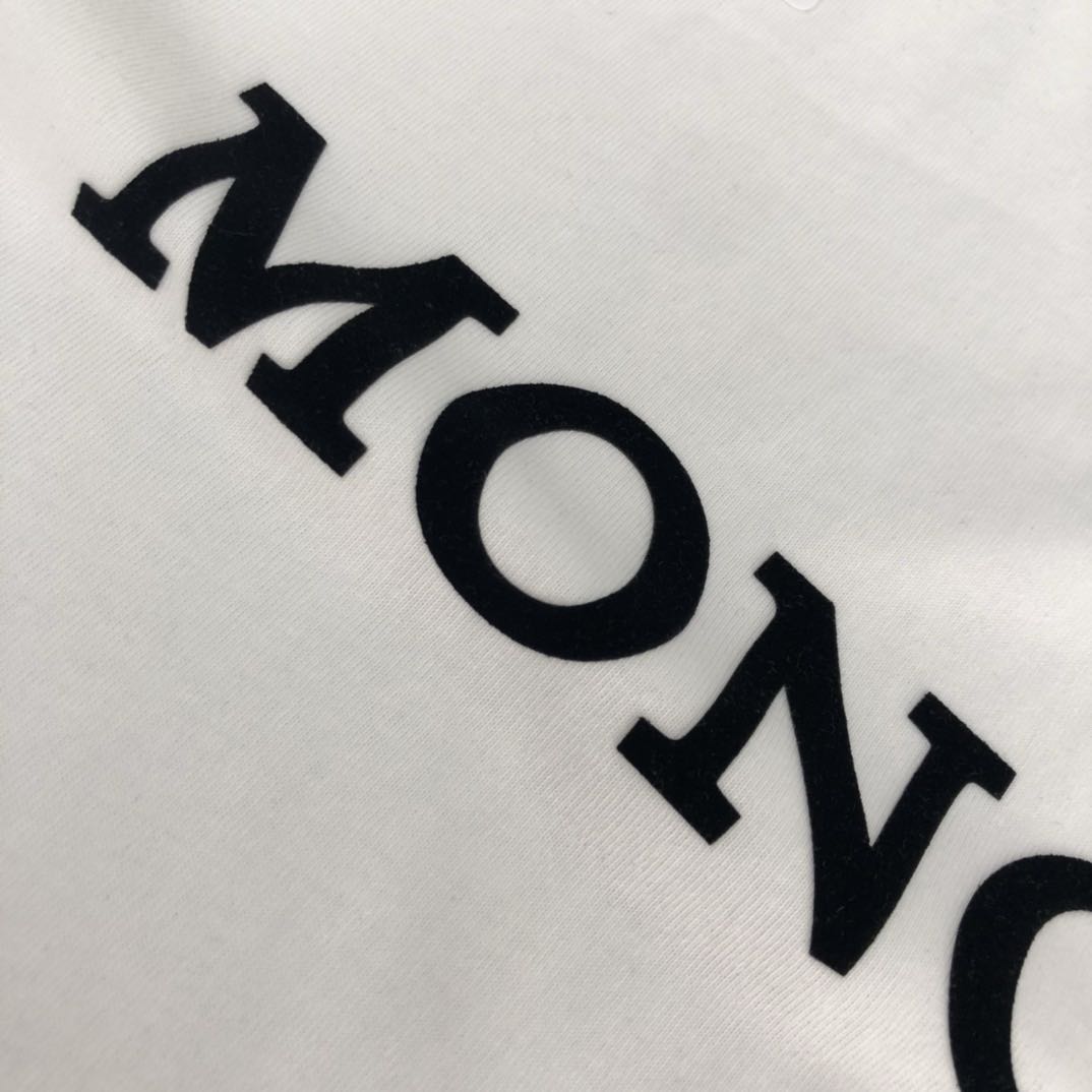 Moncler letter print T-shirt（MC202624）