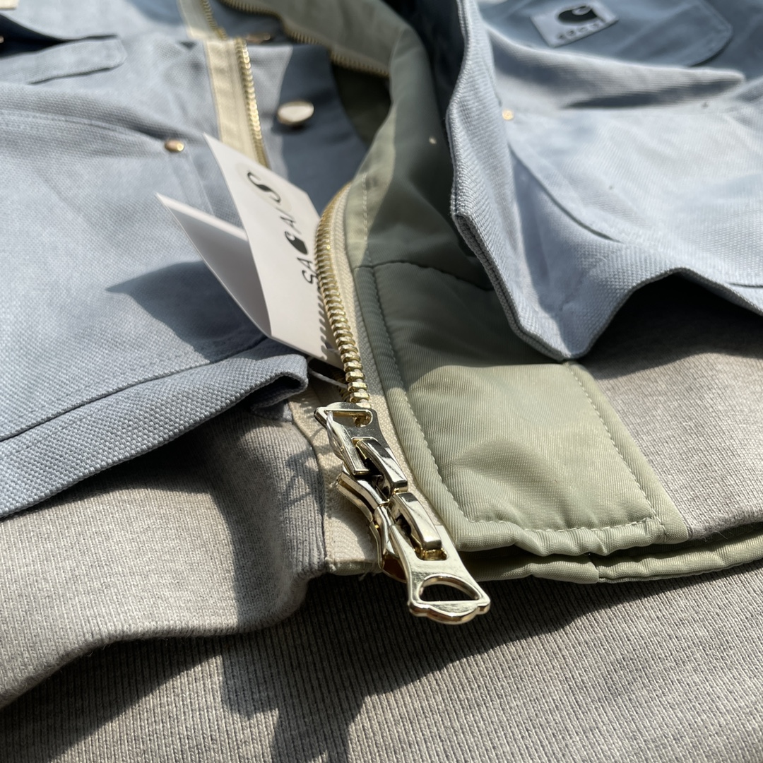 sacai x Carhartt WIP FW23 Collaboration Fake Two-Piece Jacket "Khaki"（23-03110M-651）