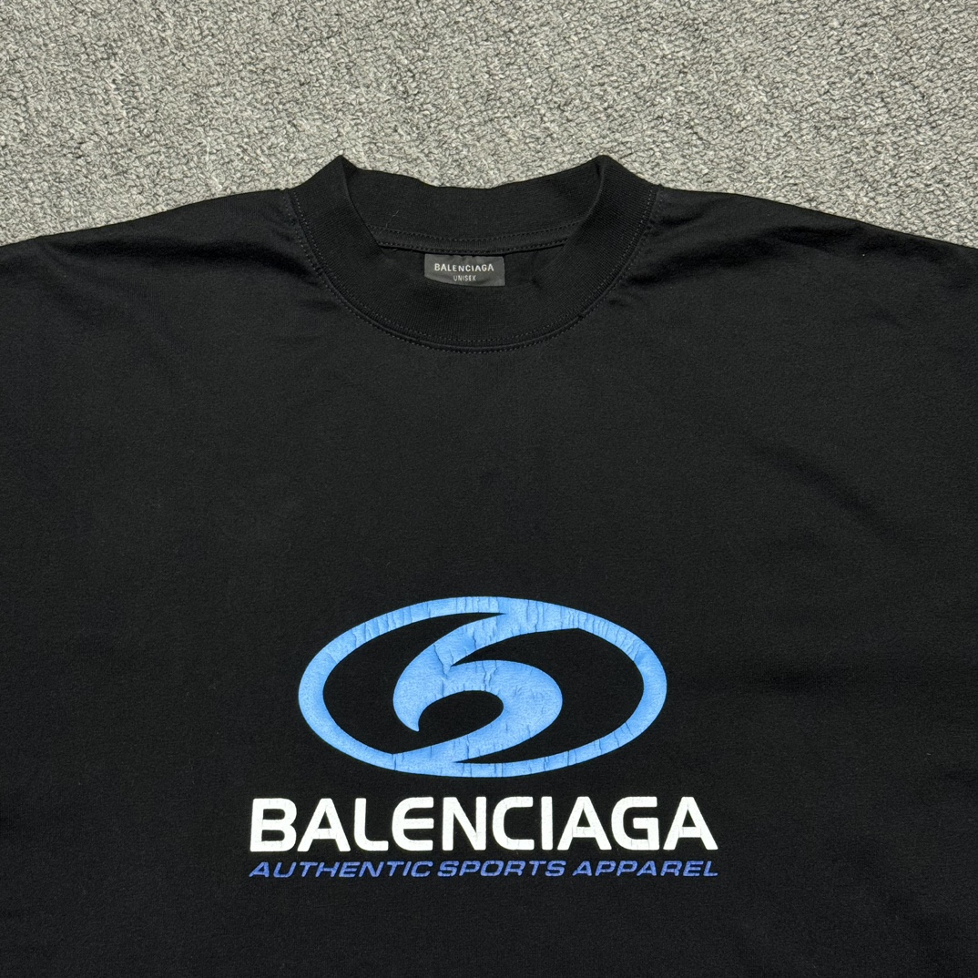 Balenciaga 'SURFER' T-SHIRT（23UEFF87）
