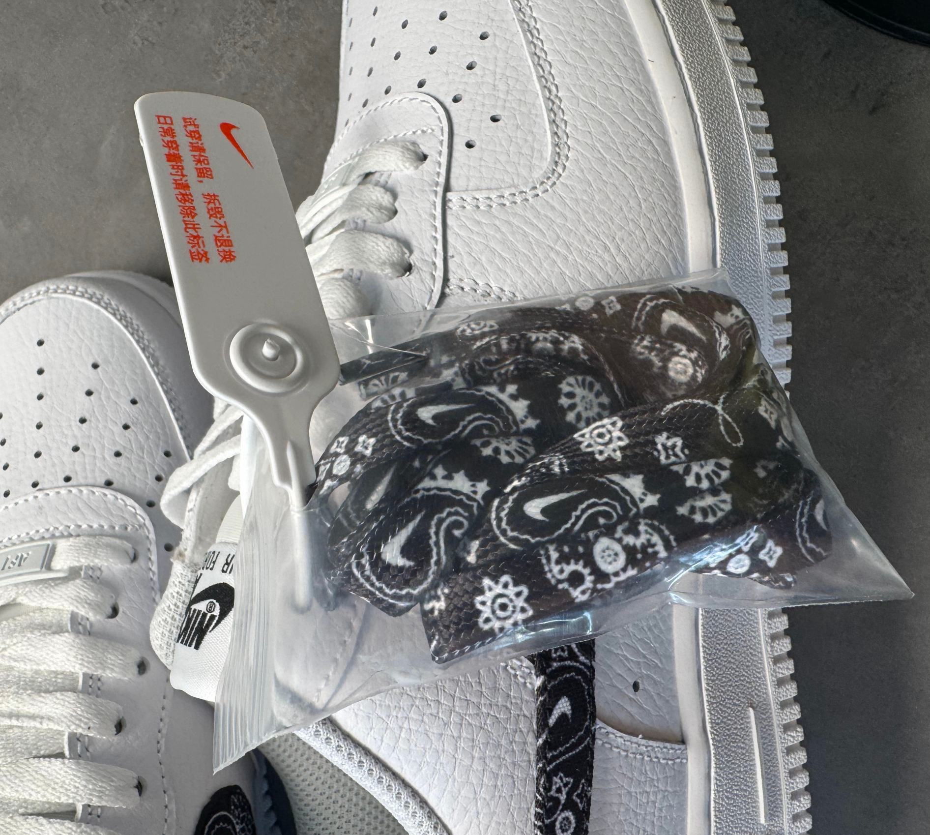 Nike Women's Air Force 1 Low '07 Essential "Black Paisley"（DH4406-101）