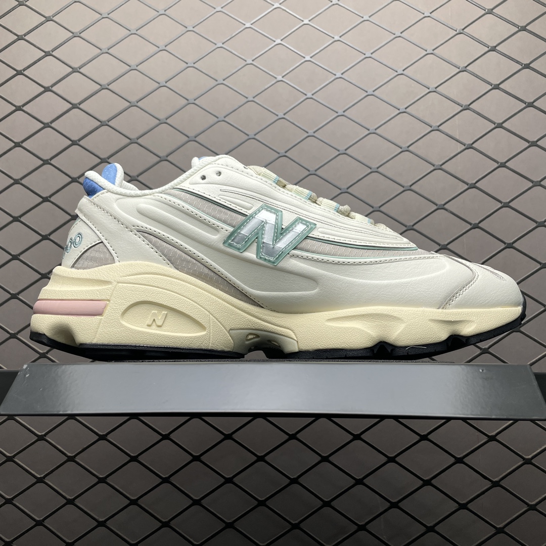 New Balance 1000 レザースニーカー(27TDEF38)