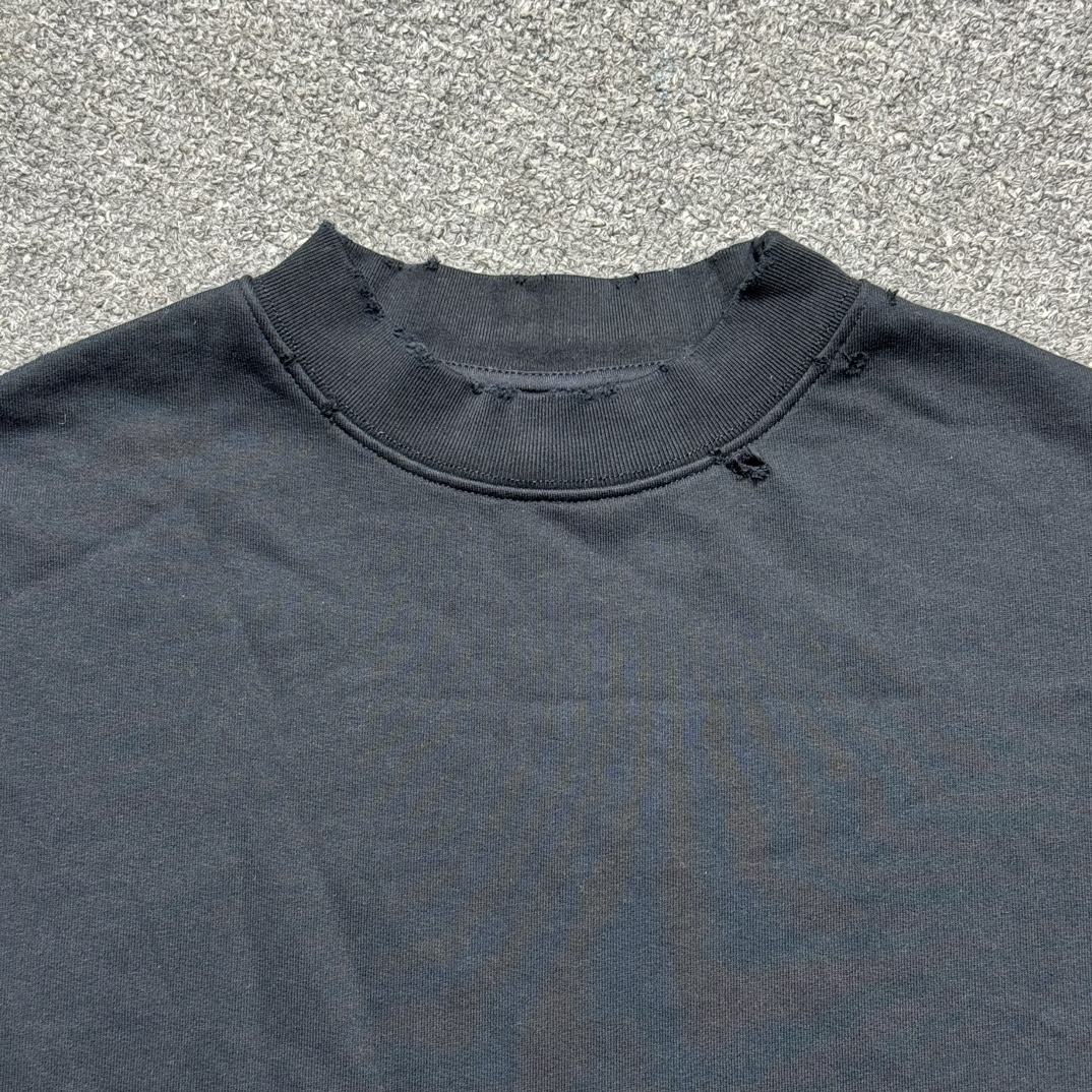 BALENCIAGA sweatshirt (745007TOVF39034）