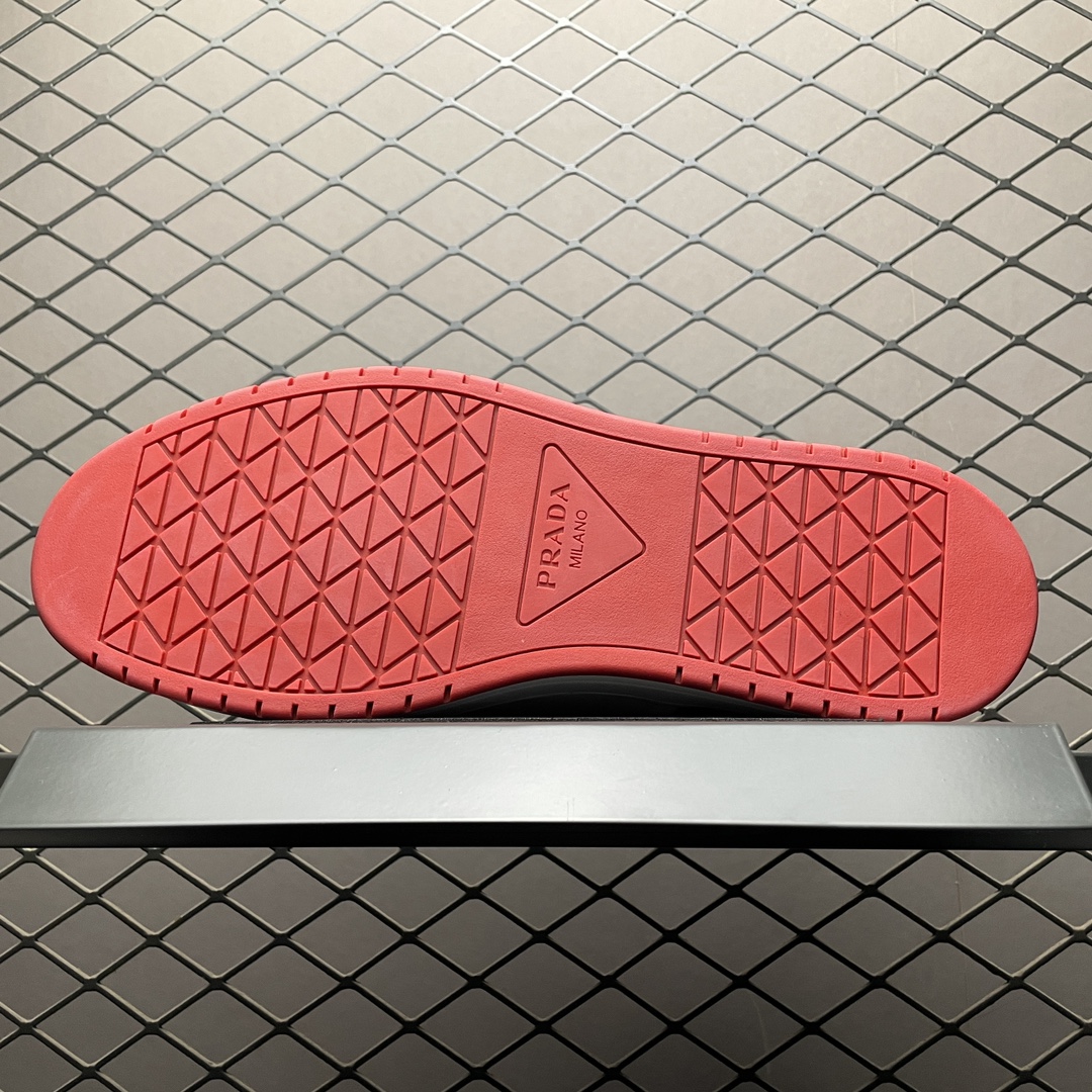 Prada Downtown Low top casual board shoes"red"（2EE364_3LKG_F0O3N）