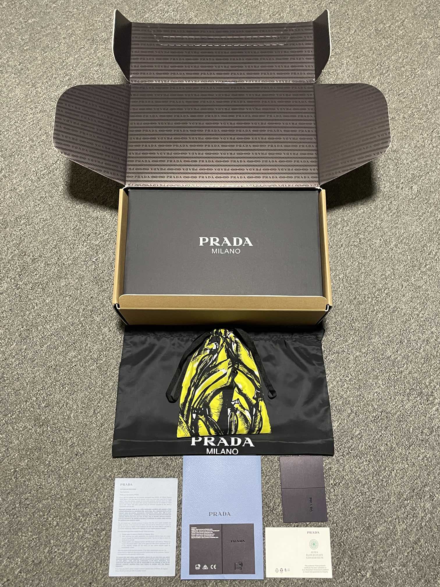 Prada Downtown Low top casual board shoes"red"（2EE364_3LKG_F0O3N）