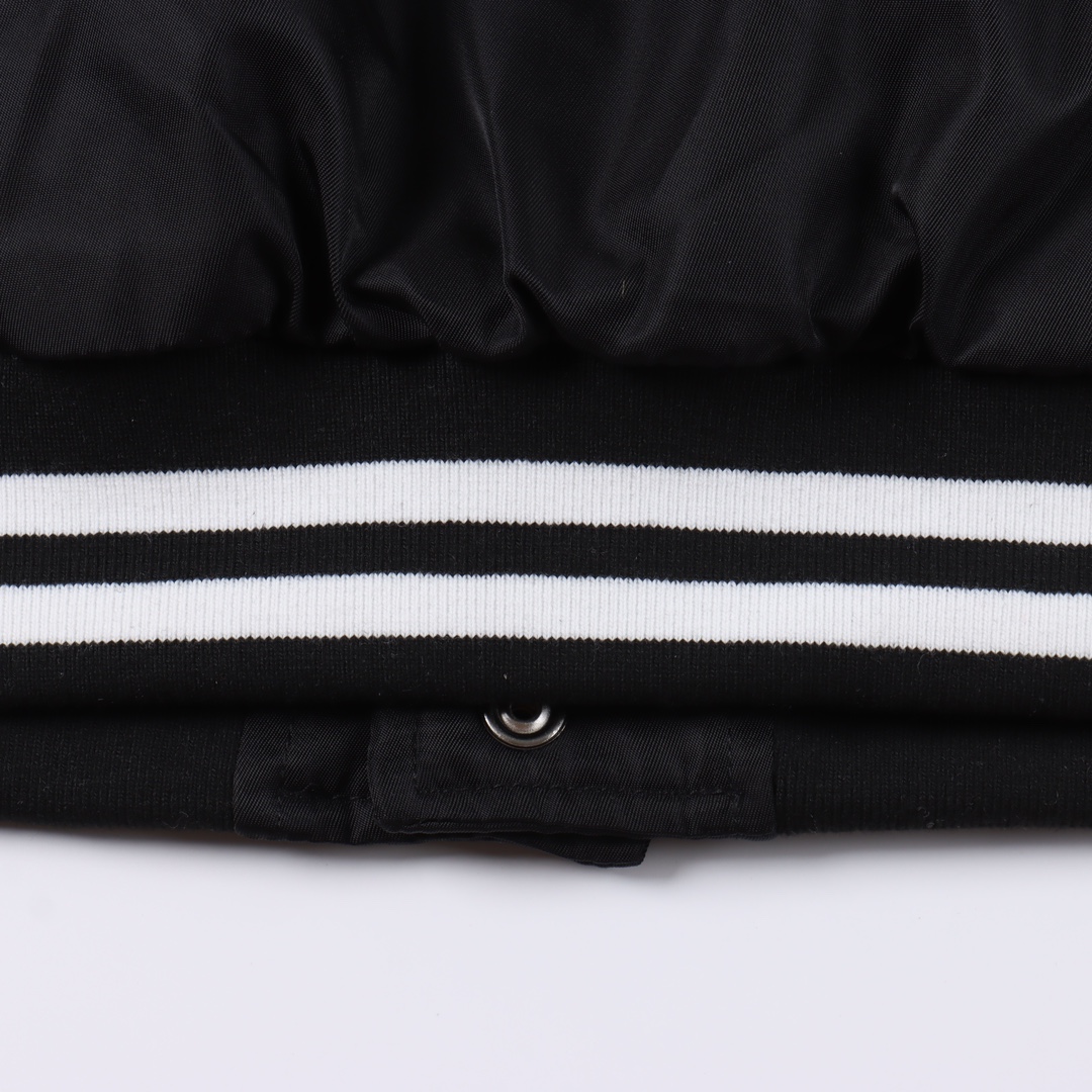 Celine SS22 letter print bomber jacket（2W867532T-38NO）