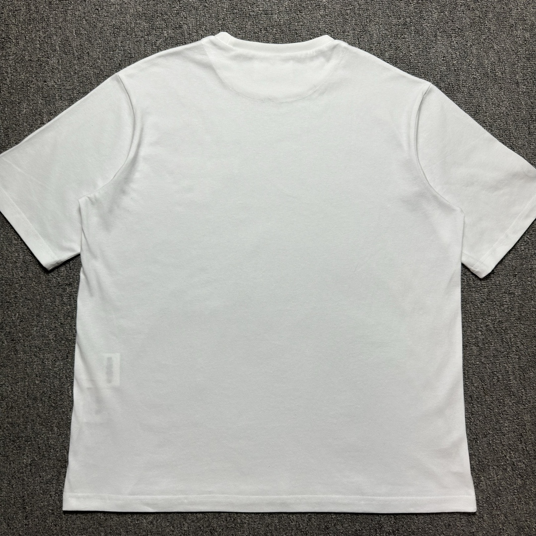 PRADA Cotton T-shirt white（UJN896-14K7-F0009-S-OOO）