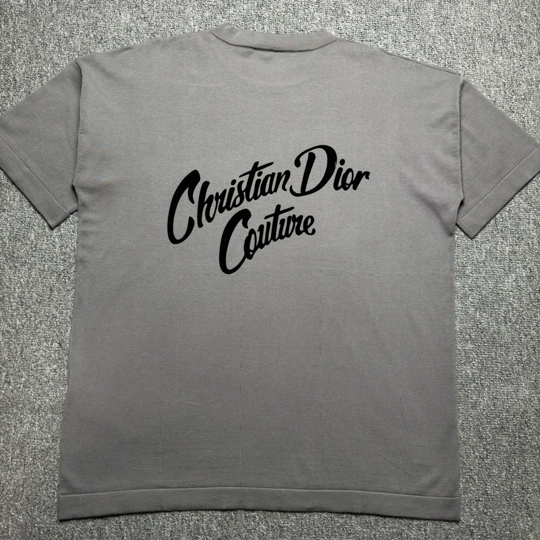Dior T-shirts（483M648AT823-C889）