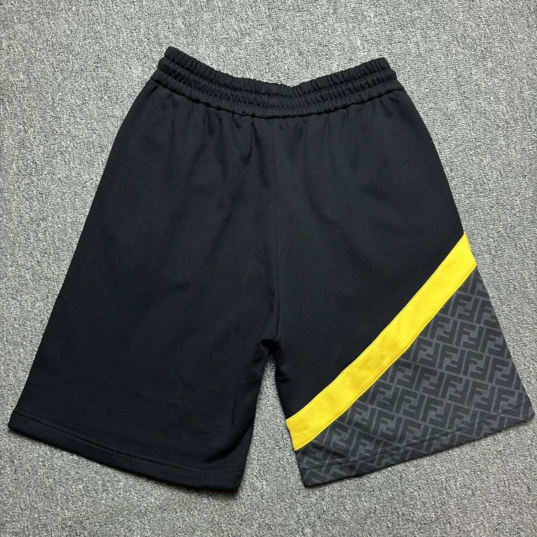 FENDI ELASTIC DRAWSTRING BERMUDA SHORTS（FAB656AN67F1KRX）